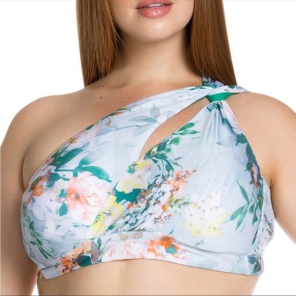 NWT Becca Virtue Plus Size Bikini Swimsuit Top - Picture 1 of 10